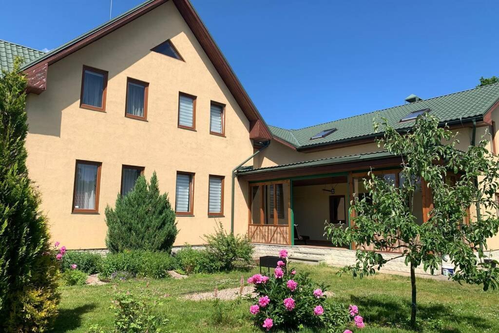 Vaivari Retreat Jūrkalne Exteriör bild